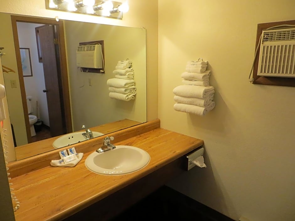 Bridgeview Motel