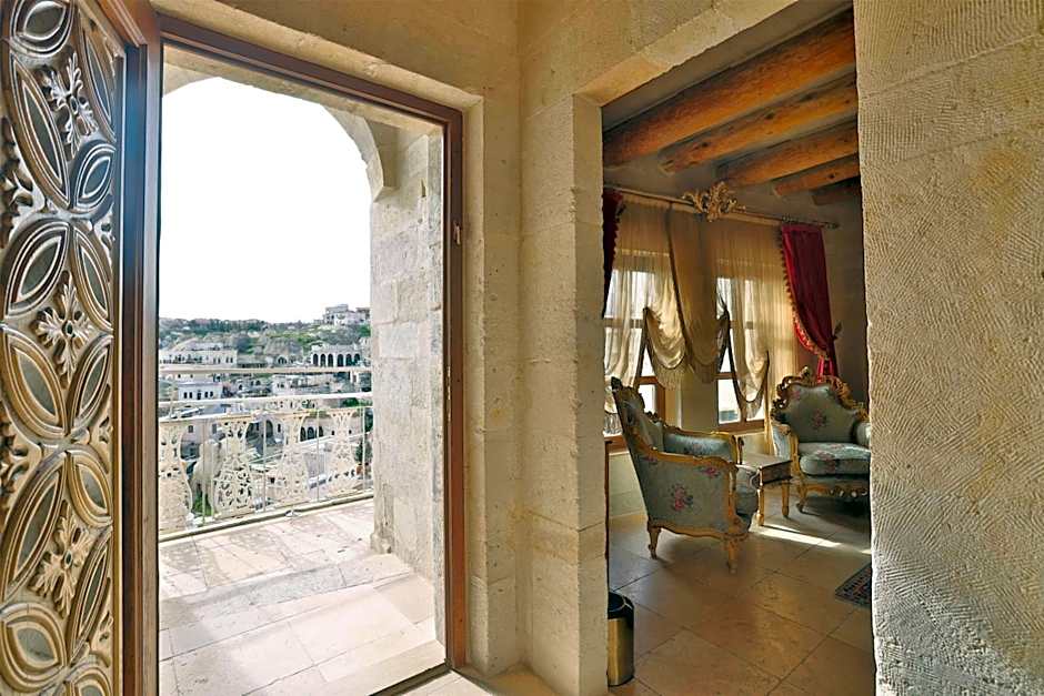 Elika Cave Suites & Spa