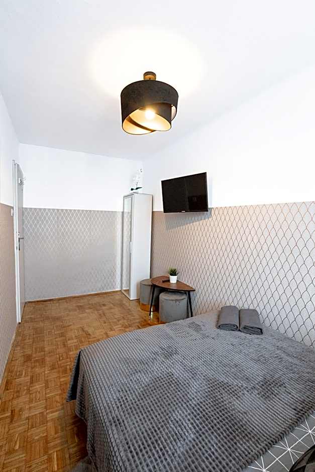 ClickTheFlat Norblin Factory Apart Rooms