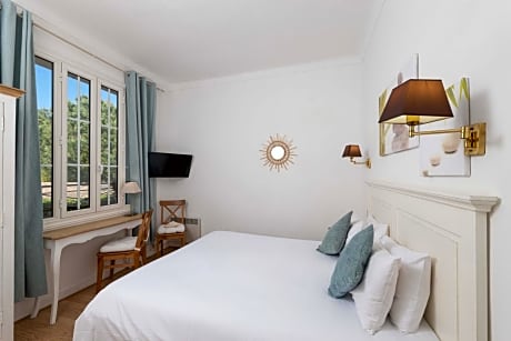 Small Standard Double Room