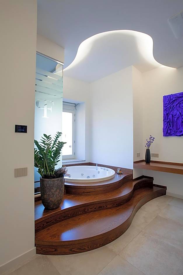 Palazzo Ferrucci Luxury Suites