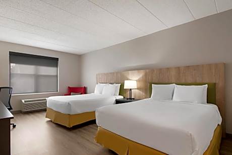 One-Bedroom Suite with Two Queen Beds - Non-Smoking