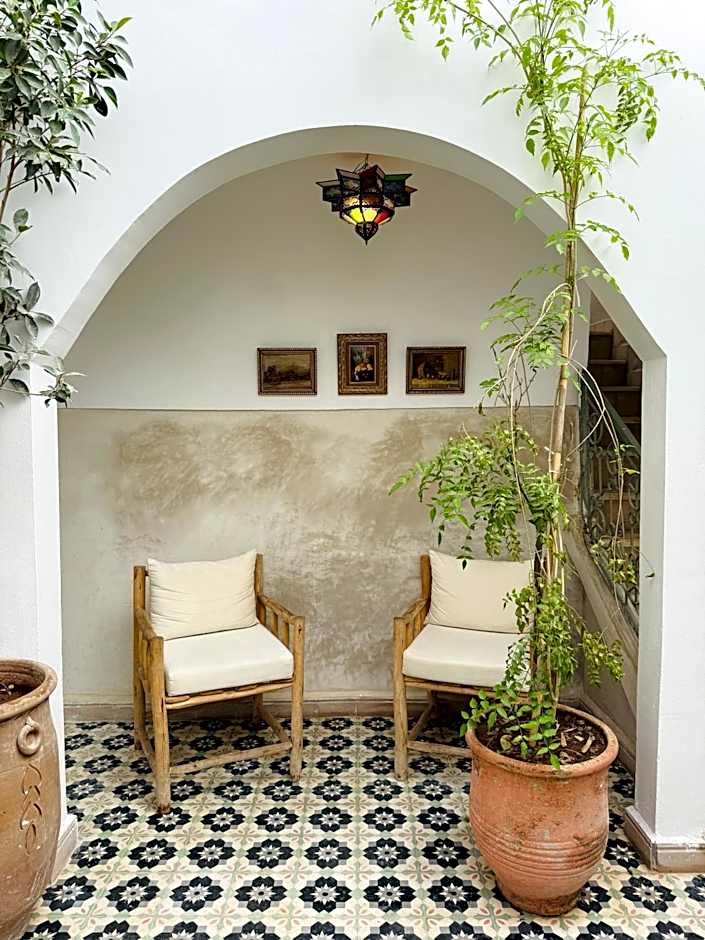 Riad Yu Yu
