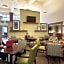 Hampton Inn & Suites Providence-Warwick Airport