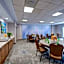 Hilton Garden Inn Anaheim/Garden Grove