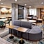 La Quinta Inn & Suites by Wyndham Thousand Oaks Newbury Park