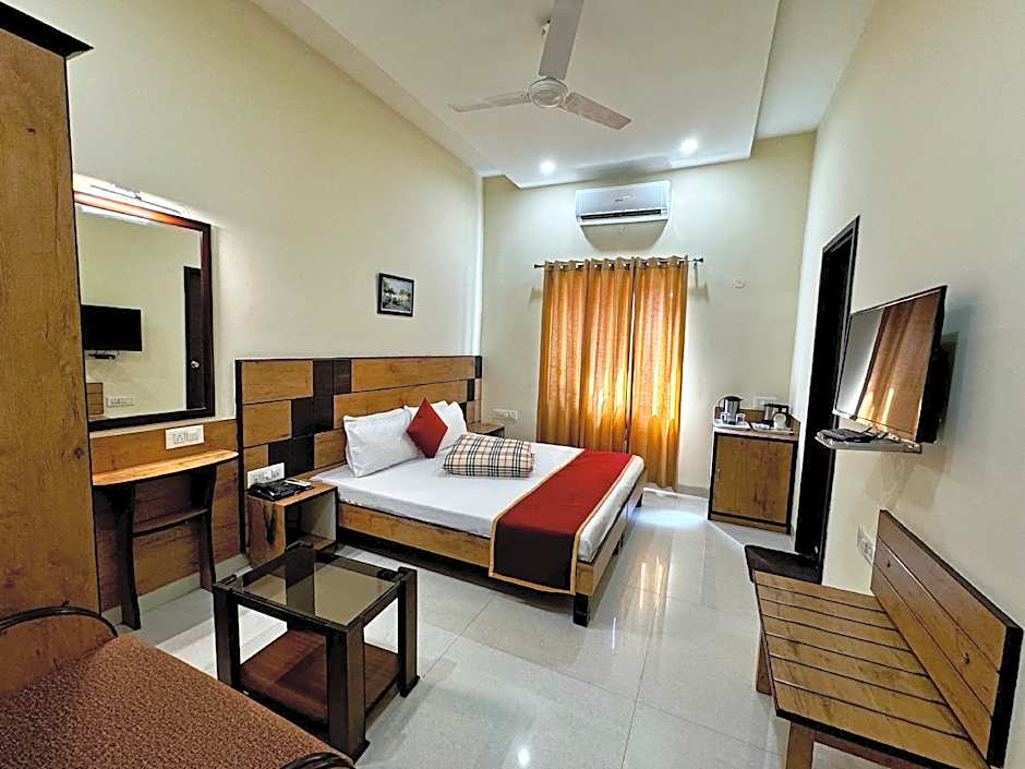 Hotel Sarovar Regency