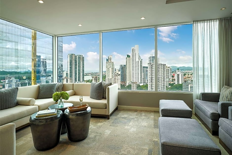 The Bristol Panama, a Registry Collection Hotel