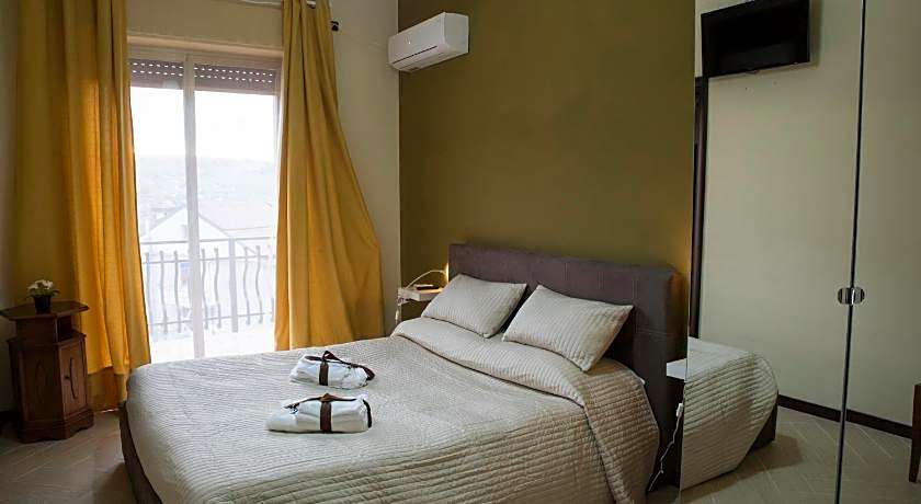 Il Centro Short Lets