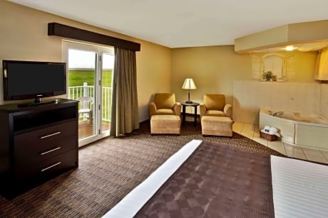 1 King Bed  Studio Suite  Non-Smoking