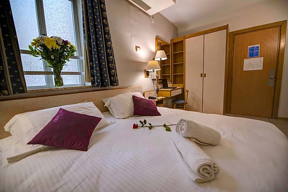 SLIEMA CHALET HOTEL