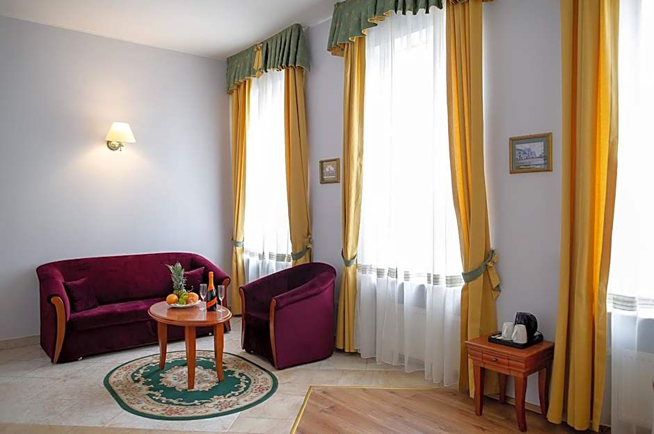 Pietrak Hotel