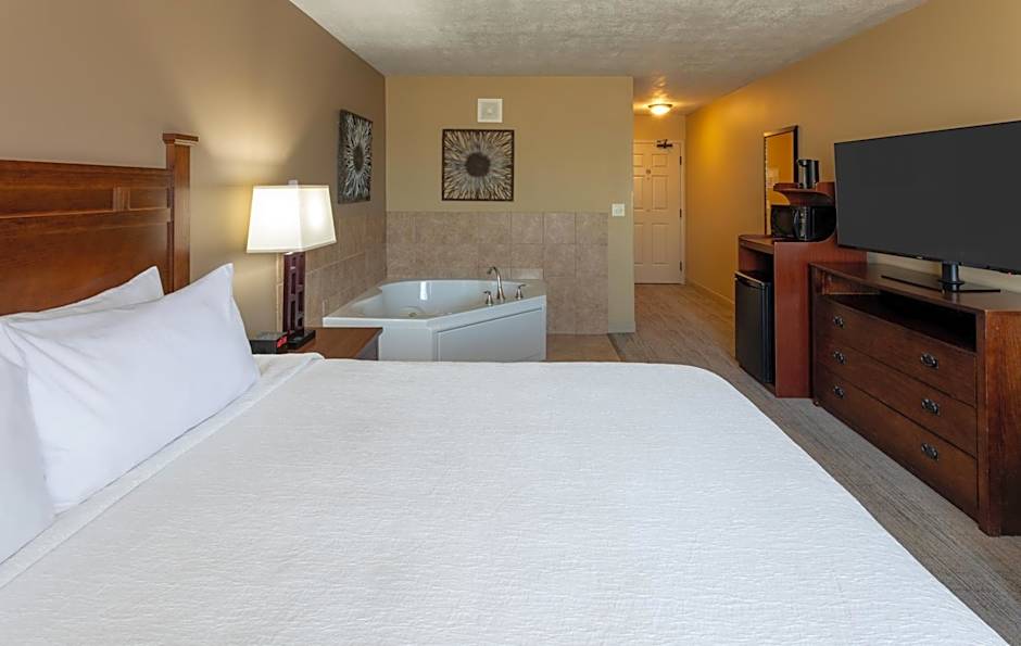 GrandStay Inn & Suites of Luverne