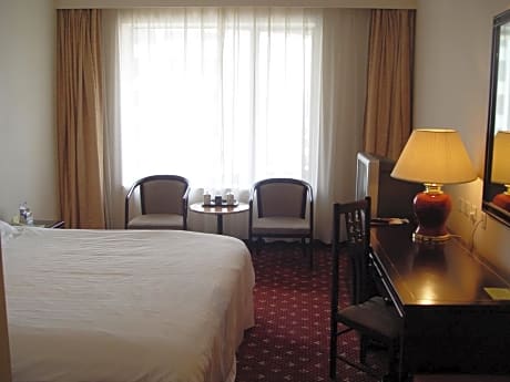 Special Offer - Superior Double or Twin Room（No Smoking）
