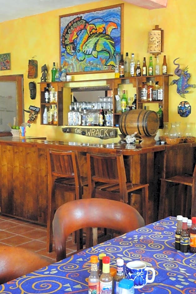 Mayan Beach Garden Inn