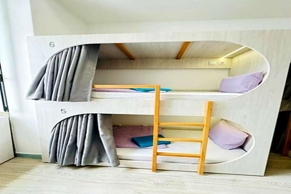 Fantasy Hostel Porto