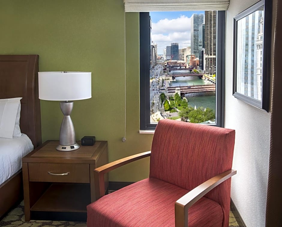 Hilton Garden Inn Chicago Downtown Riverwalk