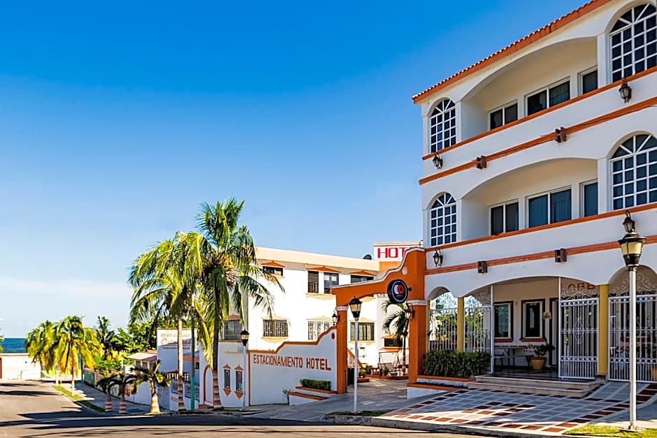 Capital O Oxtankah,chetumal bay