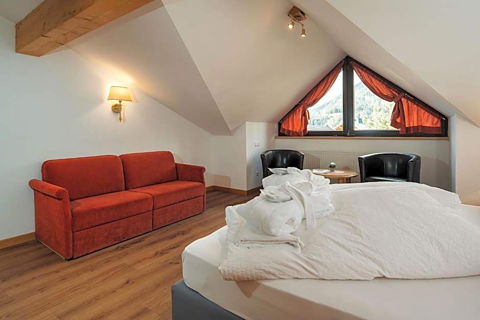 Hotel Alpenruh-Micheluzzi