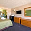 Super 8 by Wyndham Barstow