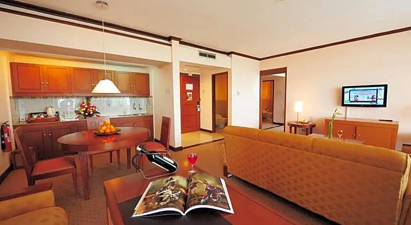 Patra Semarang Hotel & Convention