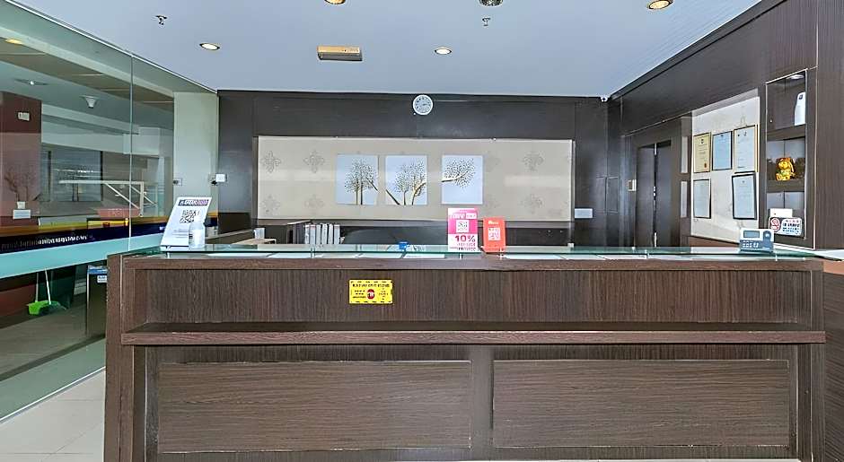 Switz Paradise Hotel