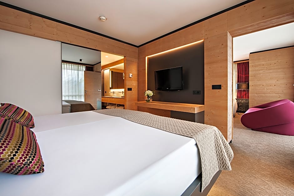 Photo 1 of 5 of 1 Extra Bed Suite