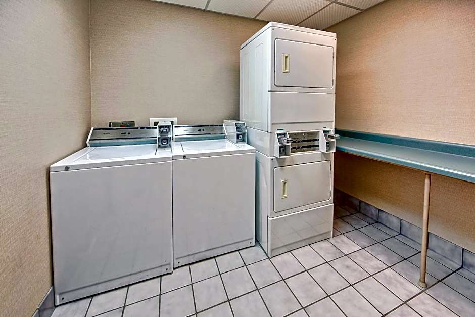 Hampton Inn By Hilton Clarksville