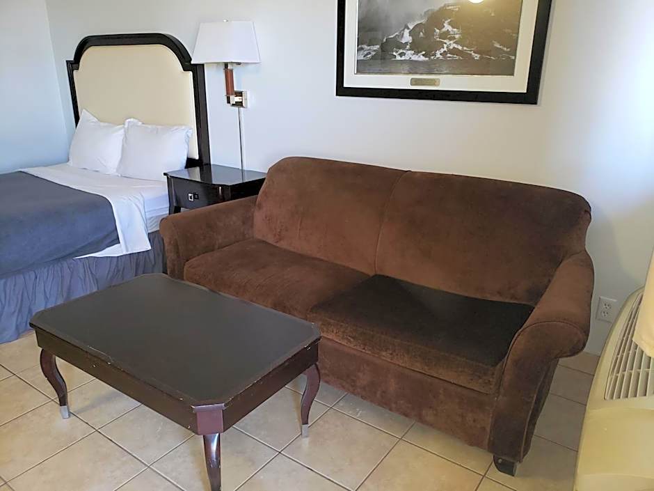 Niagara Falls Courtside Inn