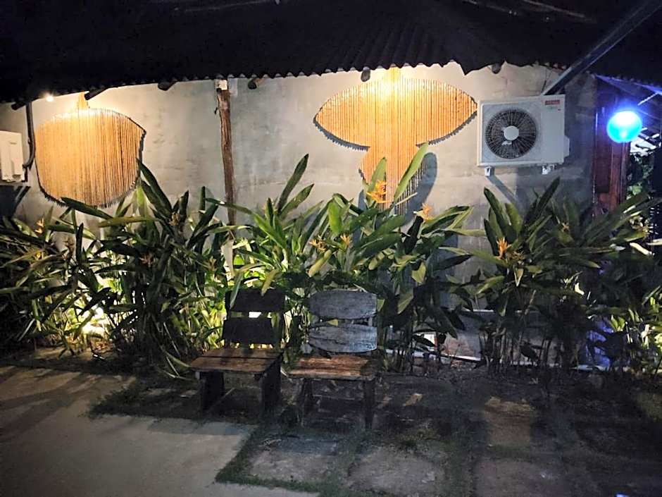 Cahaya Wooden Studio