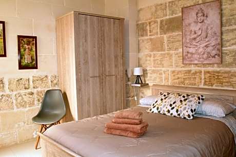 Double Room with Private External Bathroom