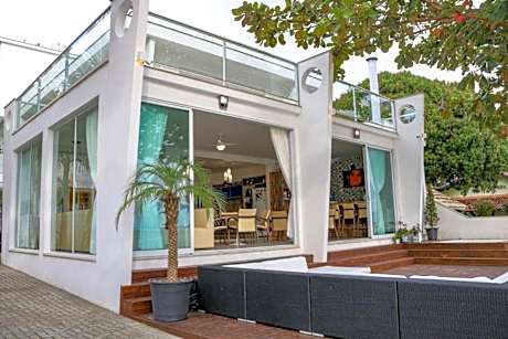 Charme, pôr do sol, praia privada. Exclusividade.
