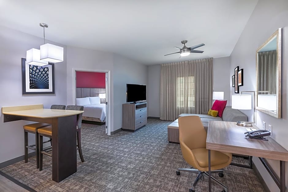 Staybridge Suites IAH Airport East