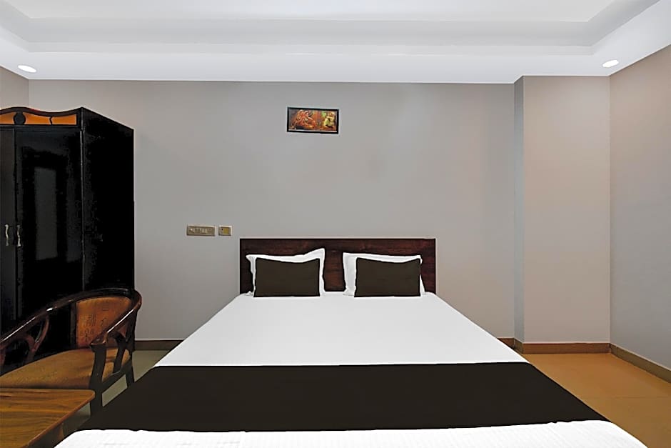 Hotel O Pushpa Grand