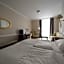 Hotel Embassy