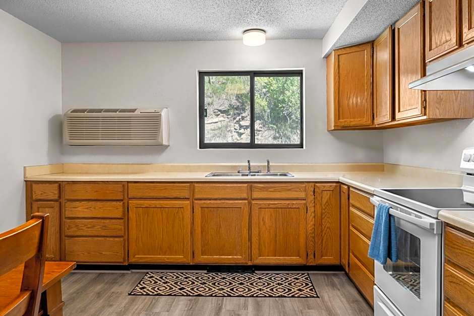 Super 8 by Wyndham Custer/Crazy Horse Area