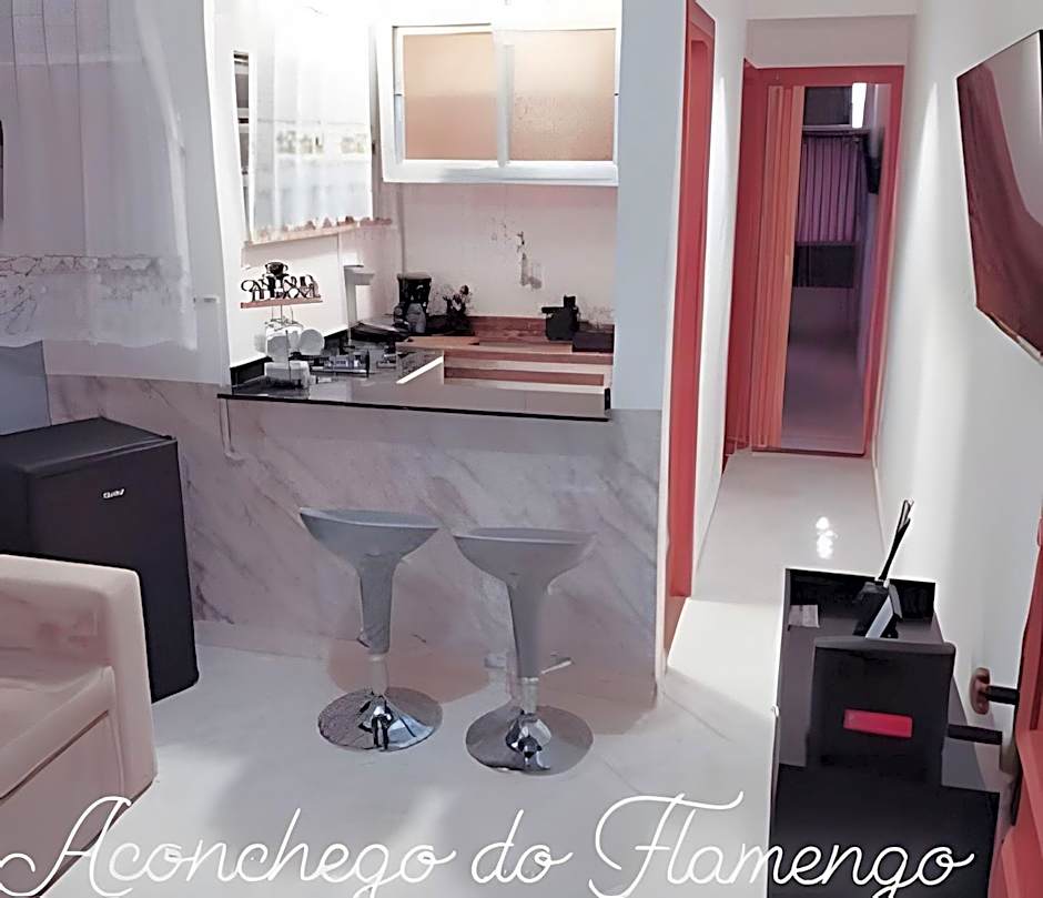 Flamengo, á 5 minutos do Aterro, frente ao Metrô