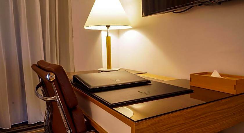 The Carlton (Taichung)