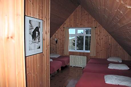 Quadruple Room with Shared Bathroom