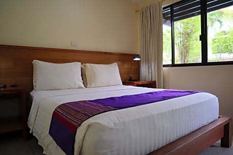 Double Executive Pool View