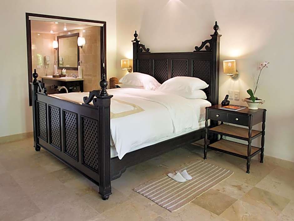 Casa Colonial Beach & Spa