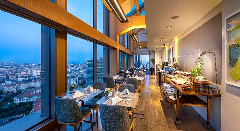 Renaissance by Marriott Istanbul Polat Bosphorus Hotel