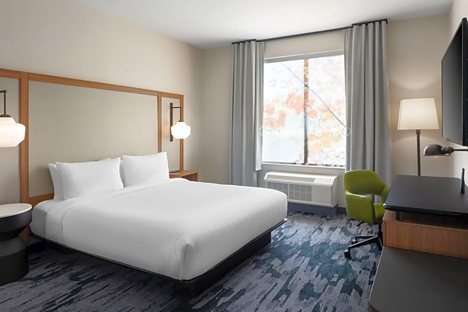 Fairfield by Marriott Inn & Suites Whitsett Greensboro East