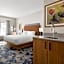 Hampton Inn & Suites Ontario