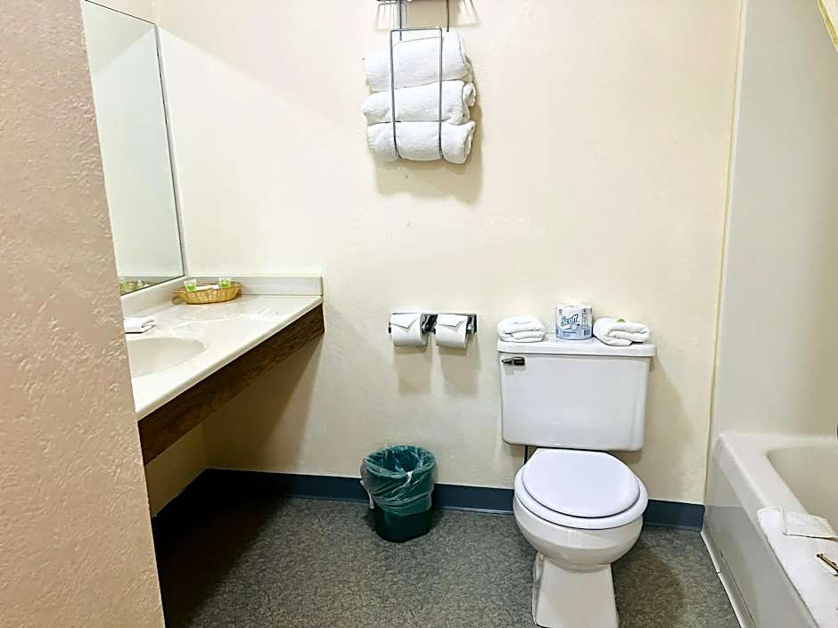 Villa Inn Motel Near Hwy 12 WI Capital O