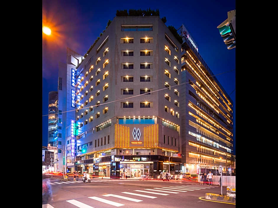 Twinstar Hotel