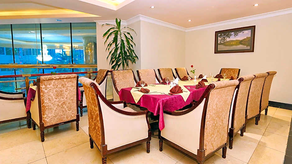 Elilly International Hotel