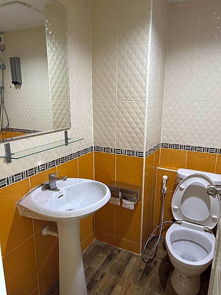 Sea Land View Apartment @ Sriracha