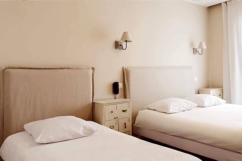 Coq Hotel