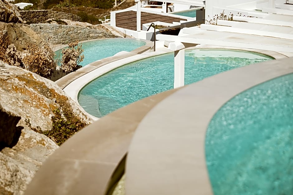 Lovia Mykonos